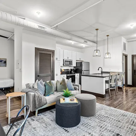 Loft Studio-Gated Parking-Wd-P203